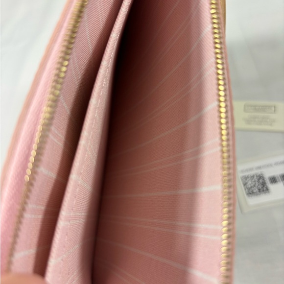 Louis Vuitton Neverfull Pochette By the Pool - Picture 8 of 10